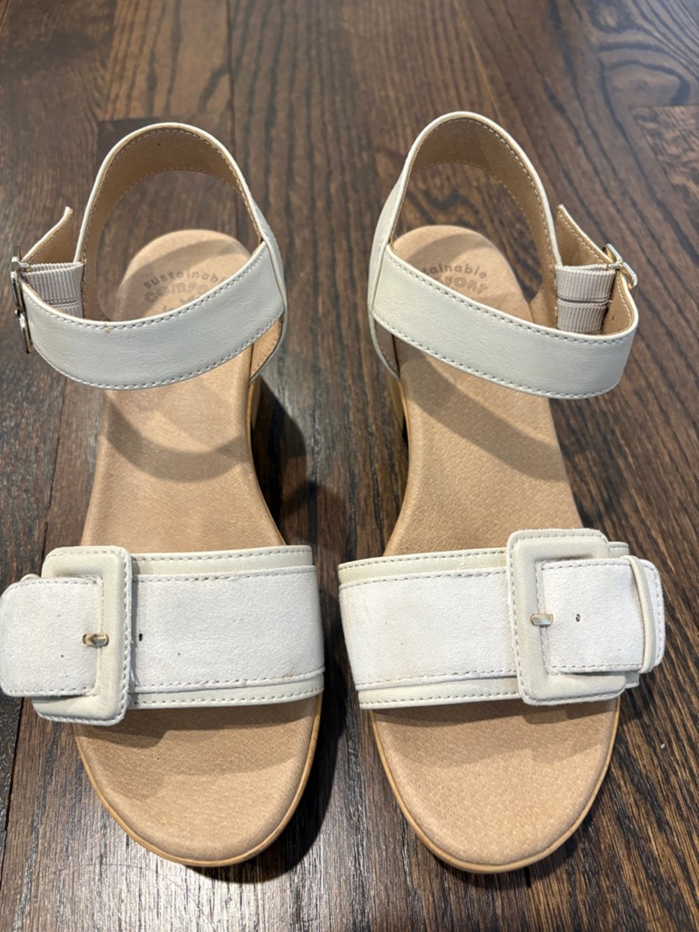Dr. Scholl's Cream Buckle Ankle-Strap Sandals comfort Size 6-6.5